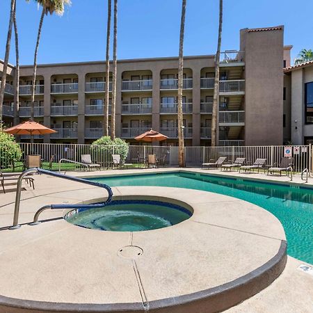 Best Western Plus Scottsdale Thunderbird Suites Ngoại thất bức ảnh
