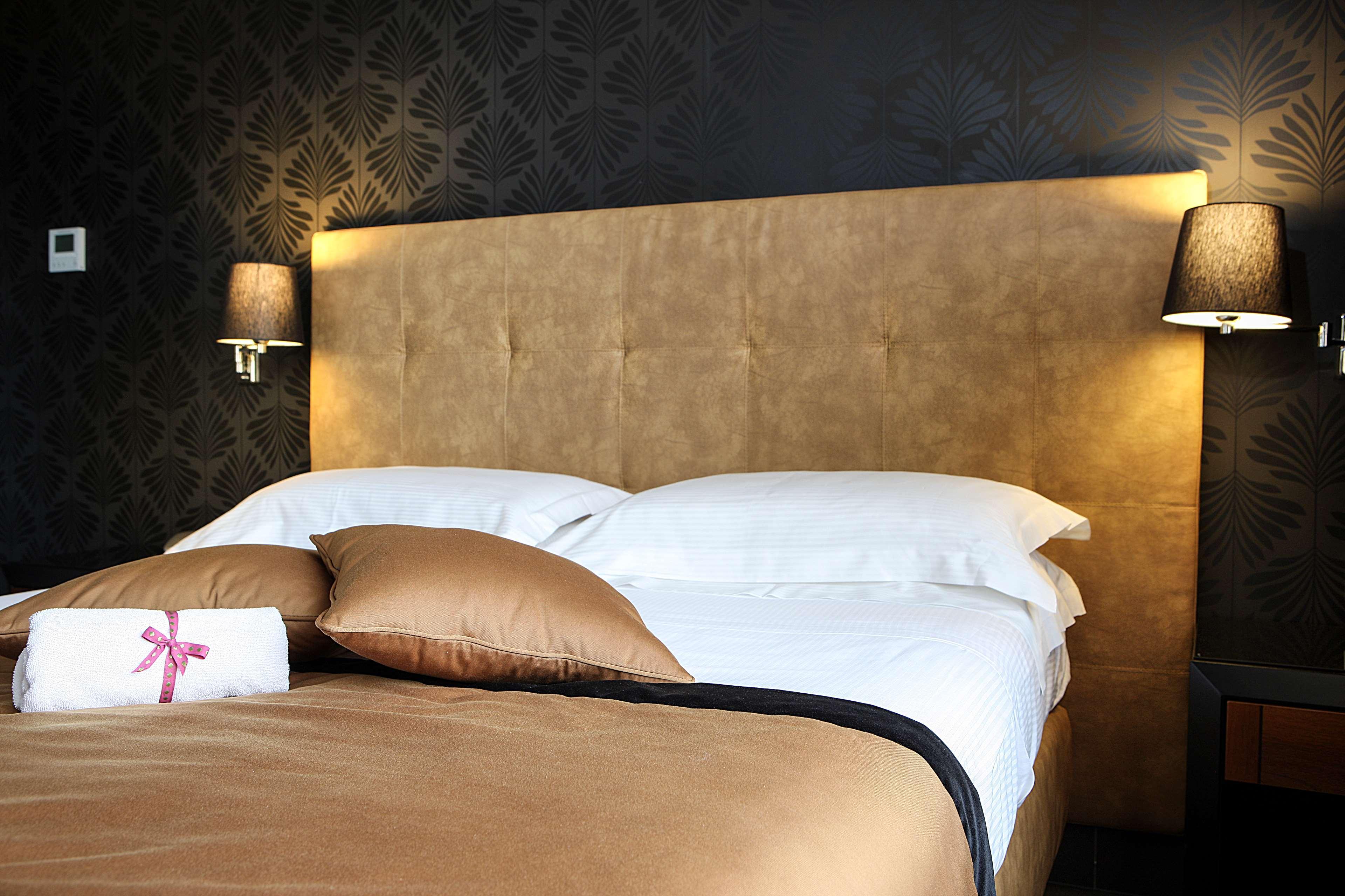 Best Western Plus Scottsdale Thunderbird Suites Ngoại thất bức ảnh