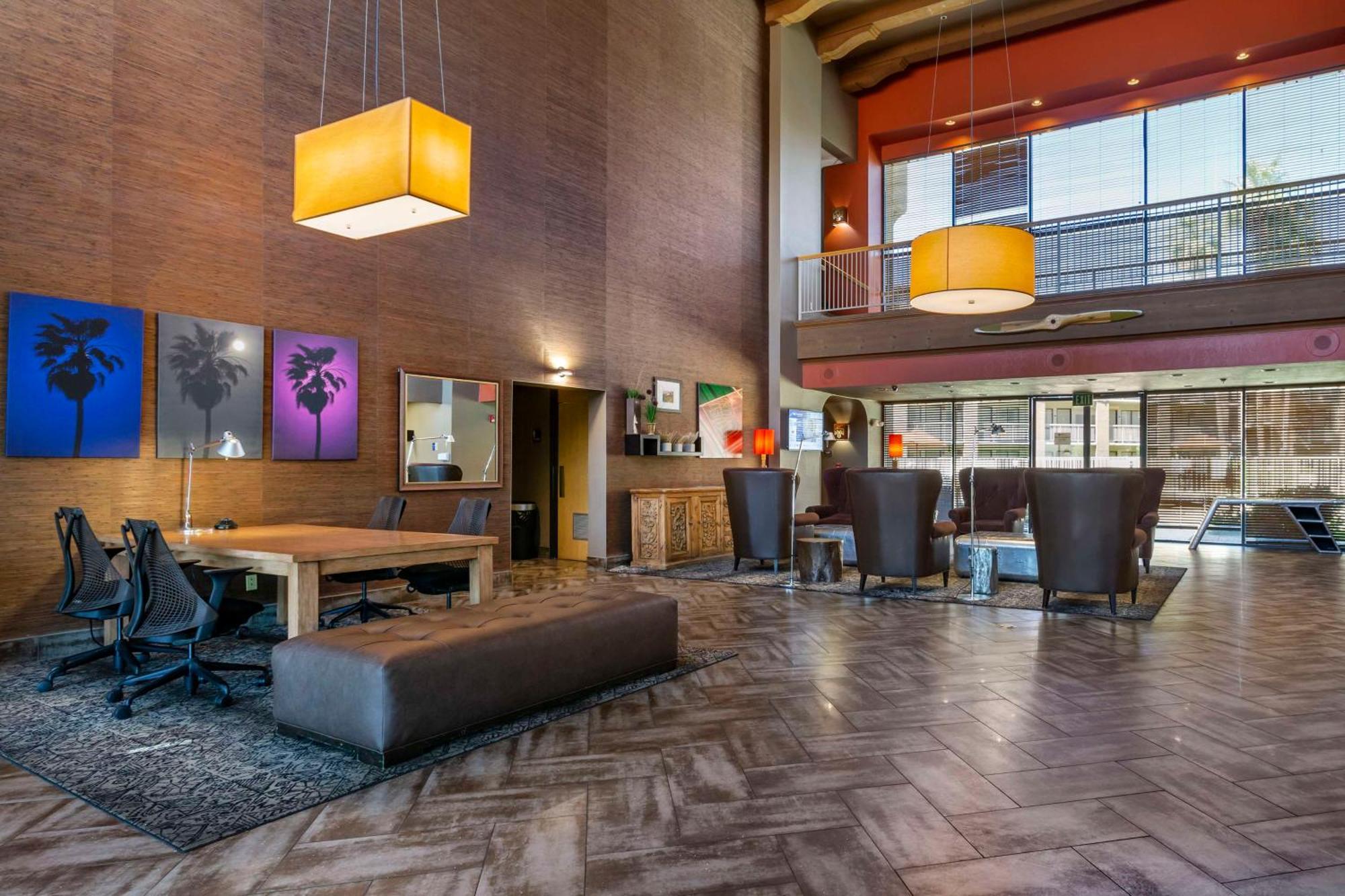 Best Western Plus Scottsdale Thunderbird Suites Ngoại thất bức ảnh