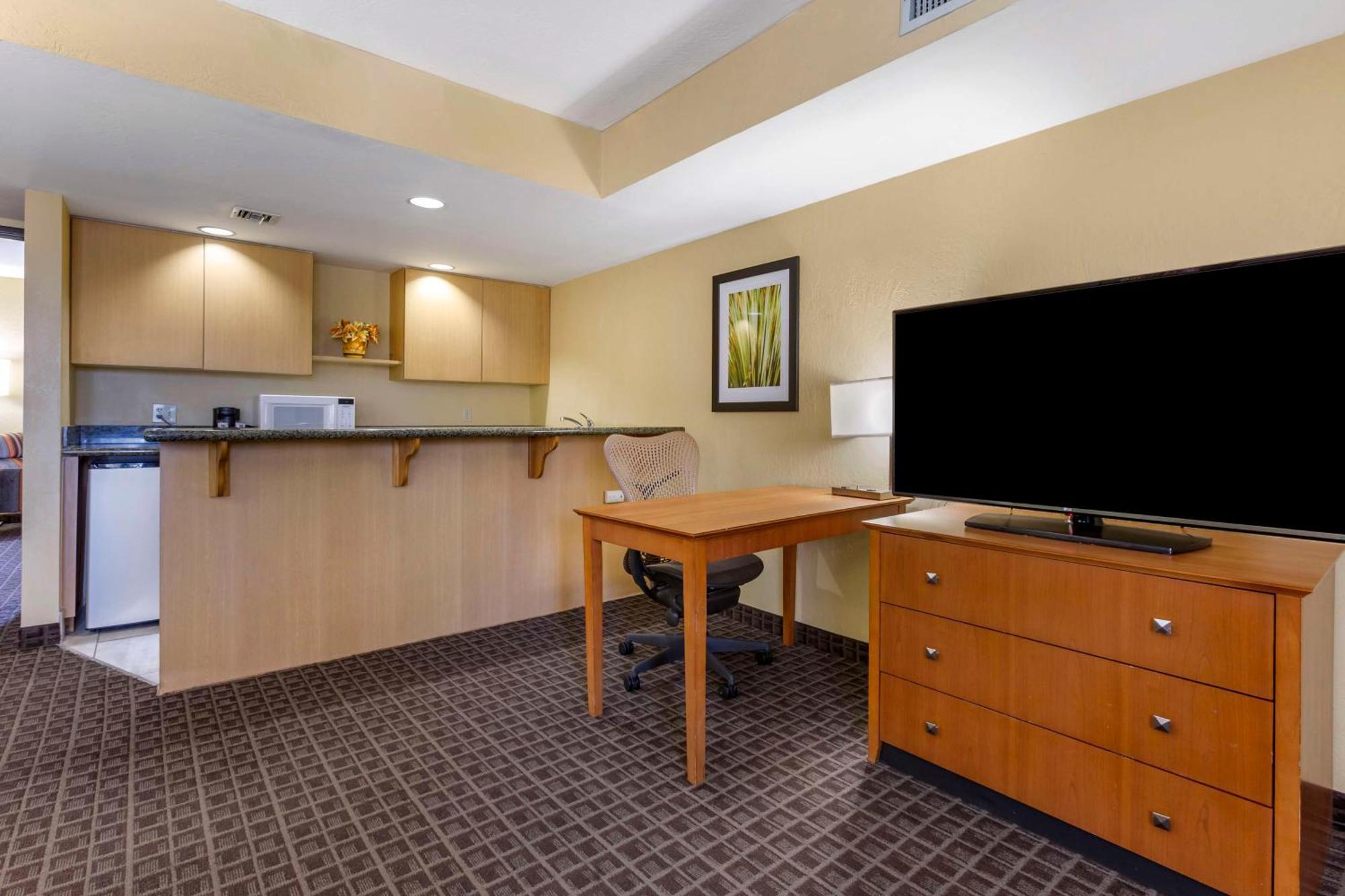 Best Western Plus Scottsdale Thunderbird Suites Ngoại thất bức ảnh