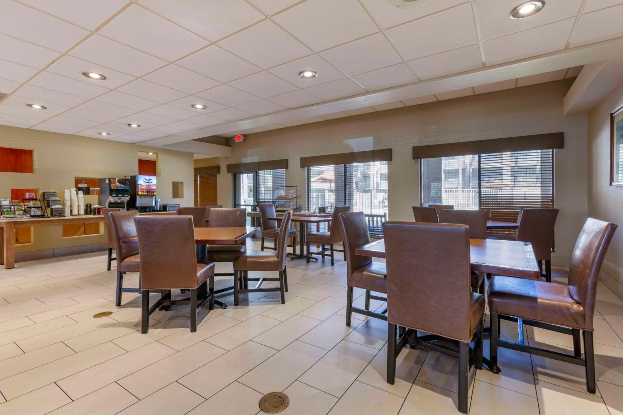 Best Western Plus Scottsdale Thunderbird Suites Ngoại thất bức ảnh