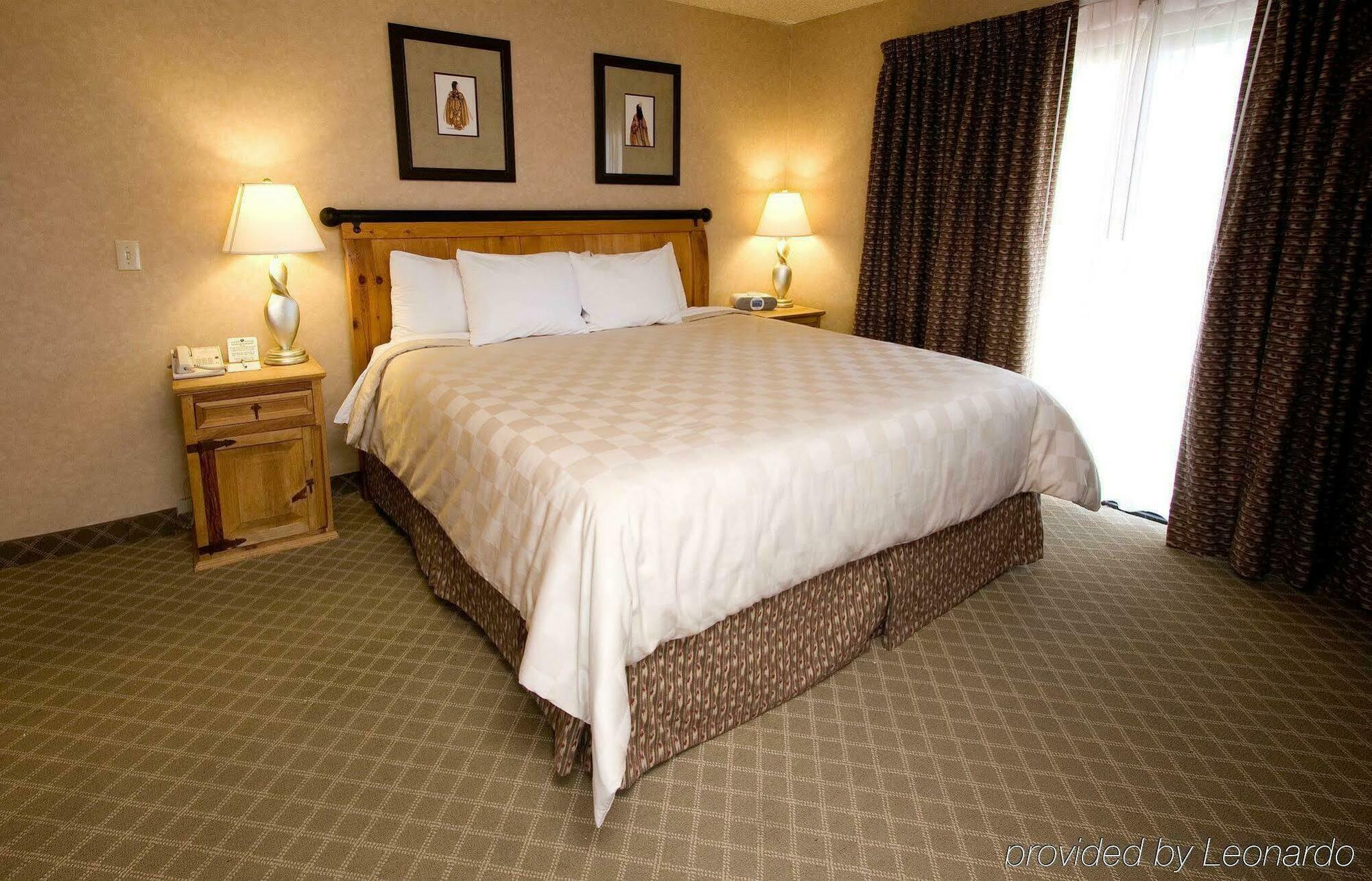 Best Western Plus Scottsdale Thunderbird Suites Ngoại thất bức ảnh
